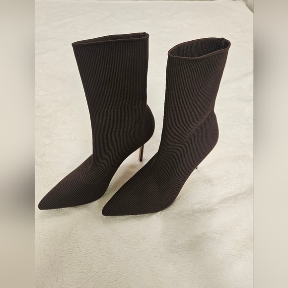Veronica Beard Lisa Stretch-Knit Sock Boots Size 9.5 - Picture 4 of 9